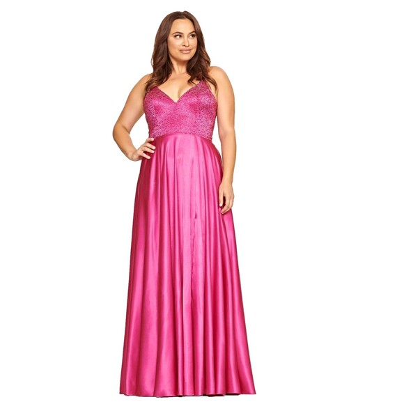 New Faviana 9524 (20) Raspberry V-Neck Jeweled Bodice Lace Up Back Maxi Gown - Picture 14 of 14